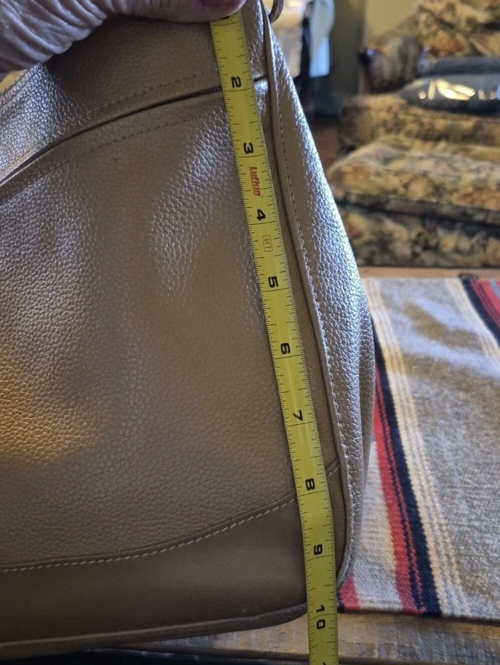 Longchamp Vintage Luxury pebbled& Smooth Leather. InteriorCode.#518042 BKQ.